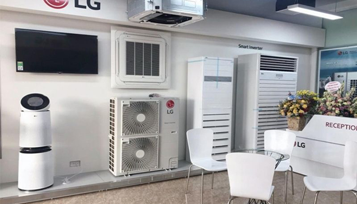 Khu vực trưng bày sản phẩm tại điện máy Phúc Khánh
