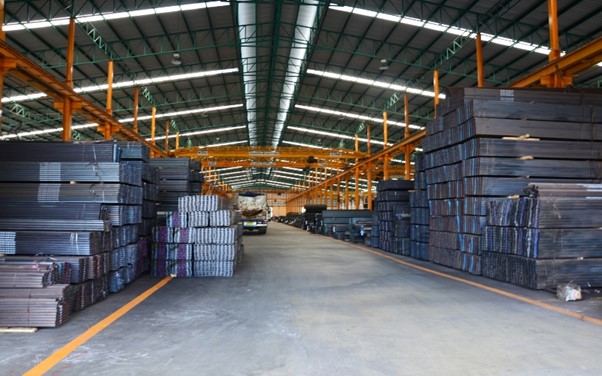 Điều khiến Kho Thép Xây Dựng tự hào là sở hữu đội ngũ nhân viên chuyên nghiệp, giàu kinh nghiệm và tận tâm