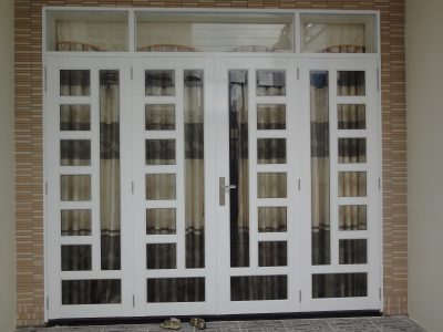 Những lưu ý khi lắp đặt cửa sắt mà bạn cần quan tâm 