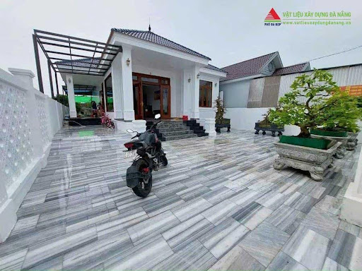 Độ dày cũng ảnh hưởng đến giá của loại đá sọc dưa