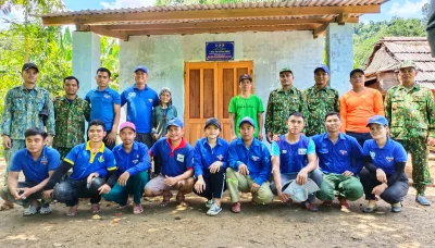 Đội đổ bê tông tay