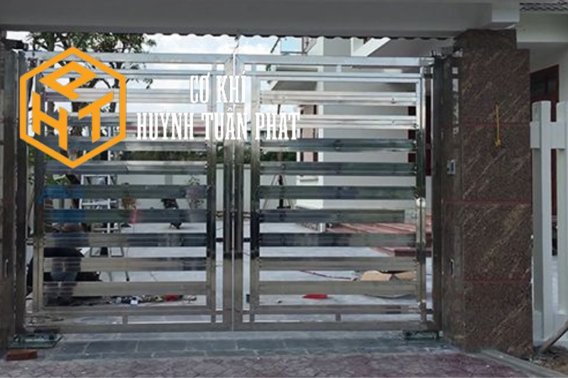 Dịch vụ làm cửa cổng inox tại Cơ khí Huỳnh Tuấn Phát