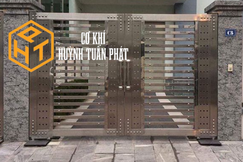 Ưu điểm khi chọn cửa cổng inox ở Cơ khí Huỳnh Tuấn Phát